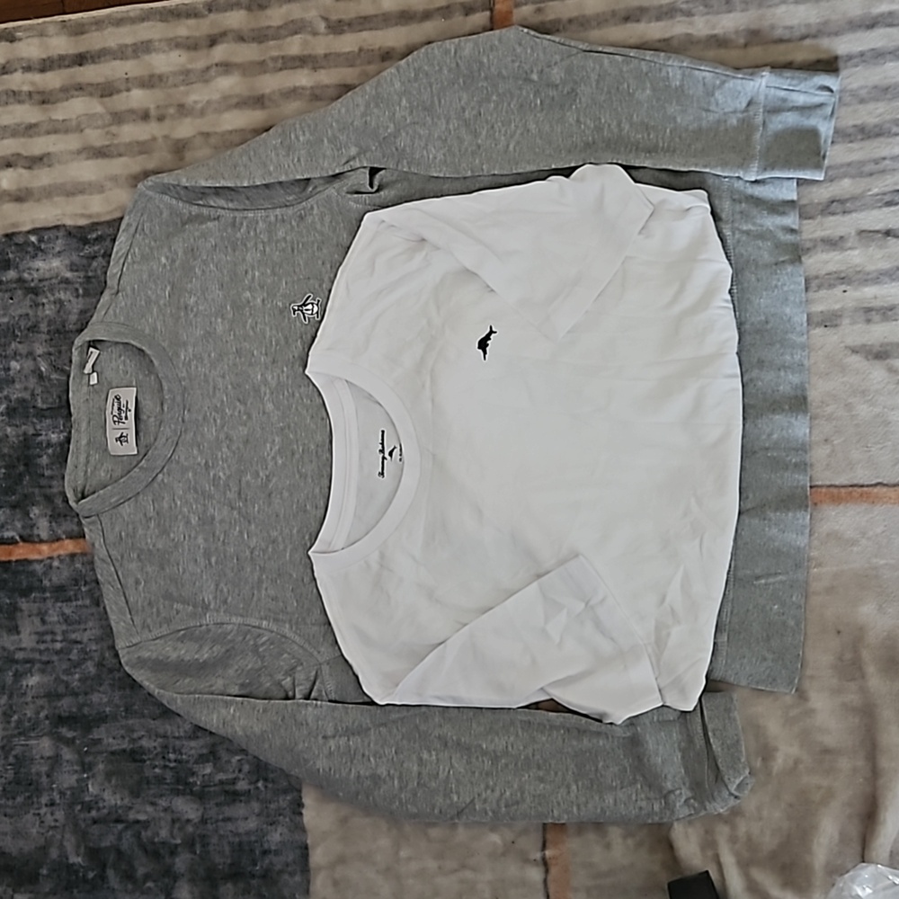Mens size small boys 18-20 sweatshirt and tshirt combo